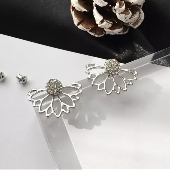 • Emma • Crystal Lotus Stud Earrings - Picture 3 of 5